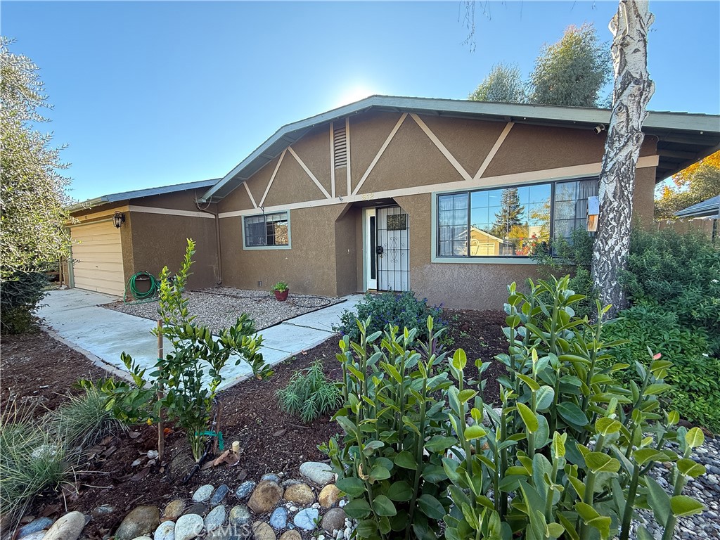 912 Wade Drive, Paso Robles, CA 93446