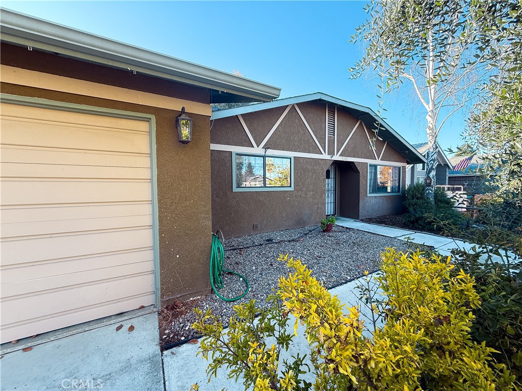 912 Wade Drive, Paso Robles, CA 93446