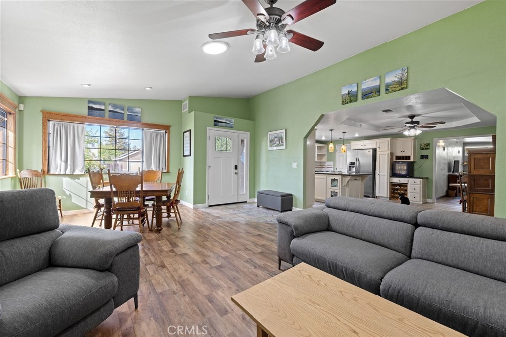 912 Wade Drive, Paso Robles, CA 93446