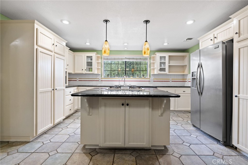 912 Wade Drive, Paso Robles, CA 93446