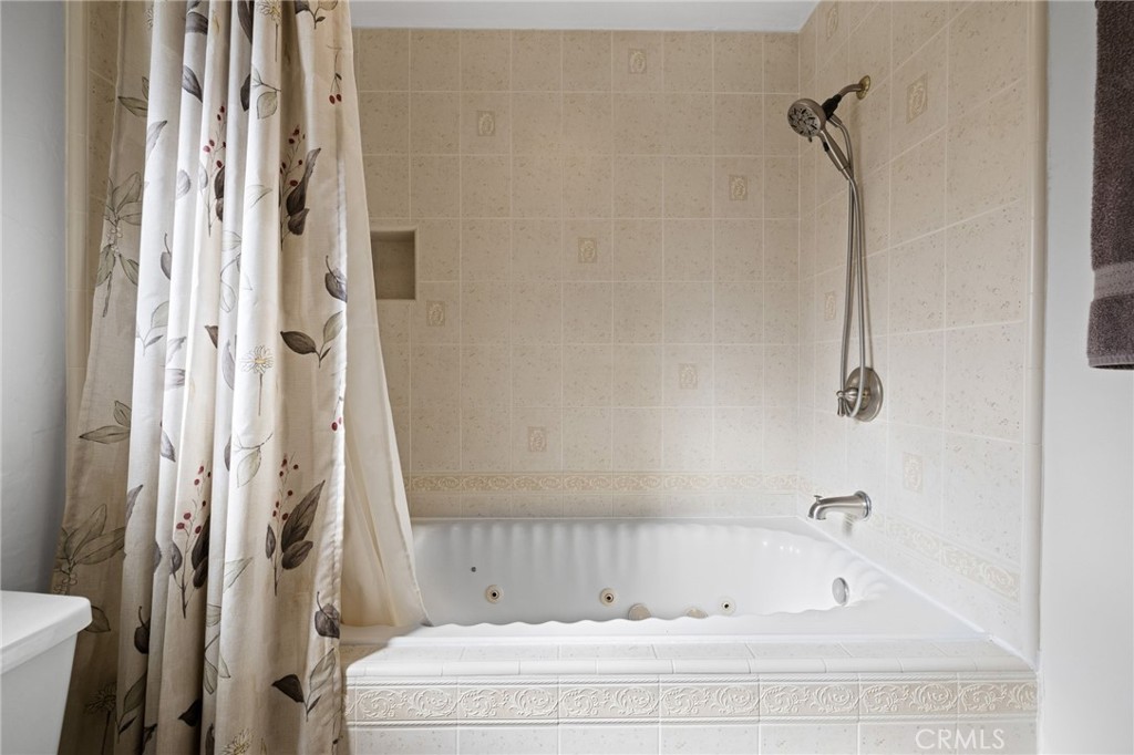 912 Wade Drive, Paso Robles, CA 93446