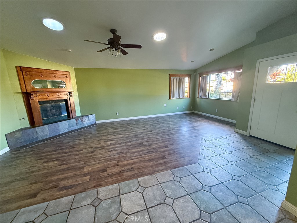 912 Wade Drive, Paso Robles, CA 93446