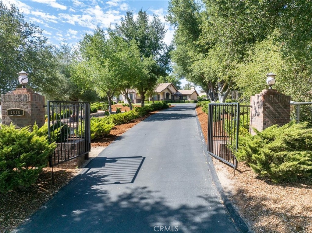 1010 Spanish Camp, Paso Robles, CA 93446