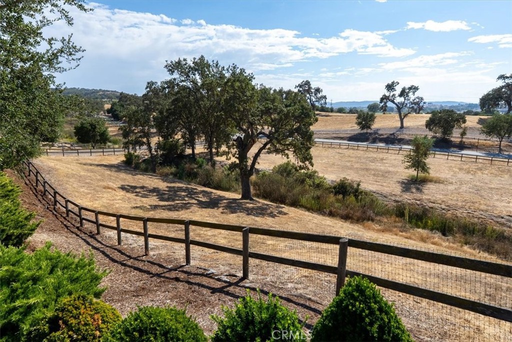 1010 Spanish Camp, Paso Robles, CA 93446