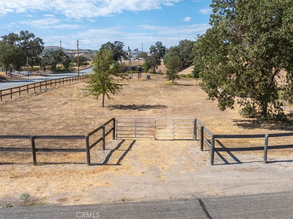 1010 Spanish Camp, Paso Robles, CA 93446