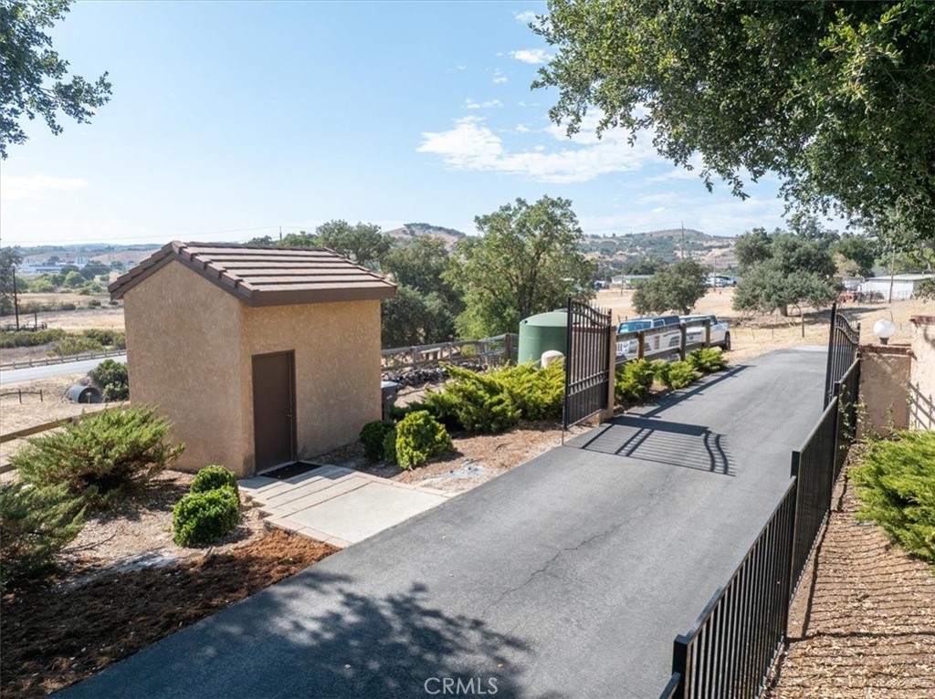 1010 Spanish Camp, Paso Robles, CA 93446