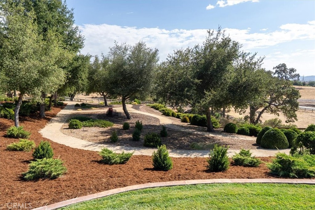 1010 Spanish Camp, Paso Robles, CA 93446