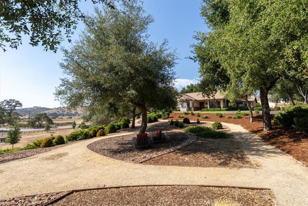 1010 Spanish Camp, Paso Robles, CA 93446