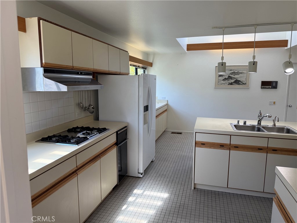 31 Hathway Ave, San Luis Obispo, CA 93405