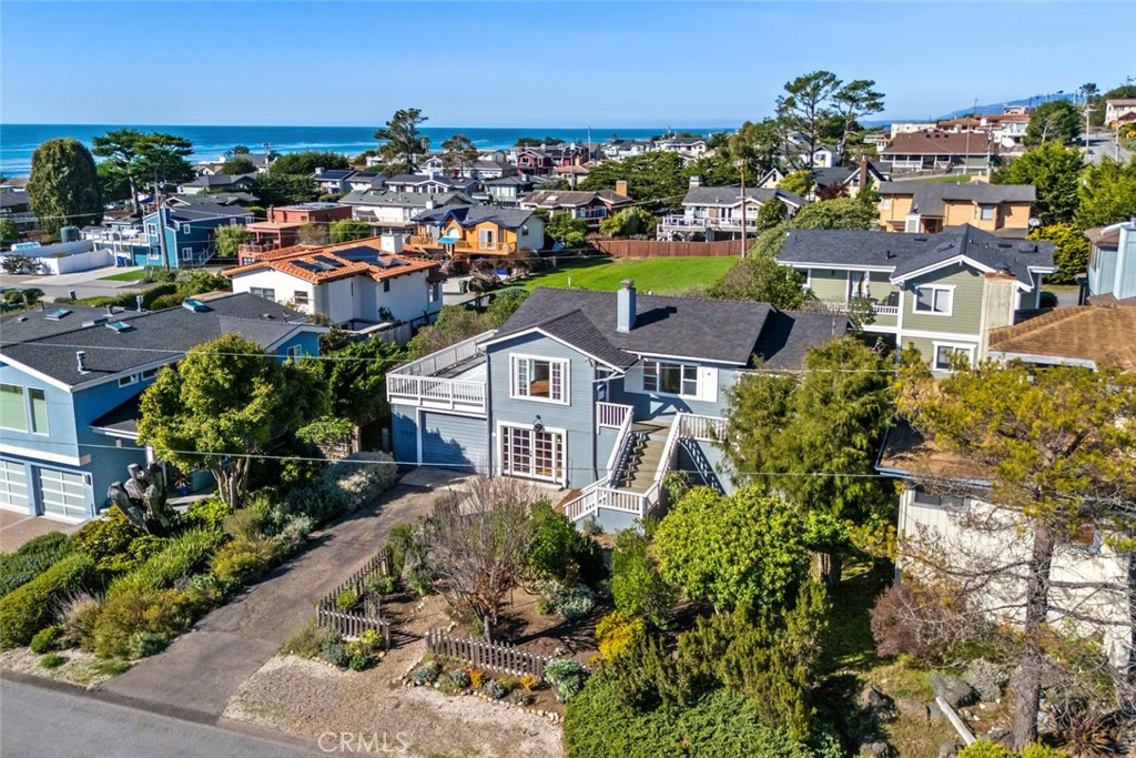 379 Harvey Street, Cambria, CA 93428