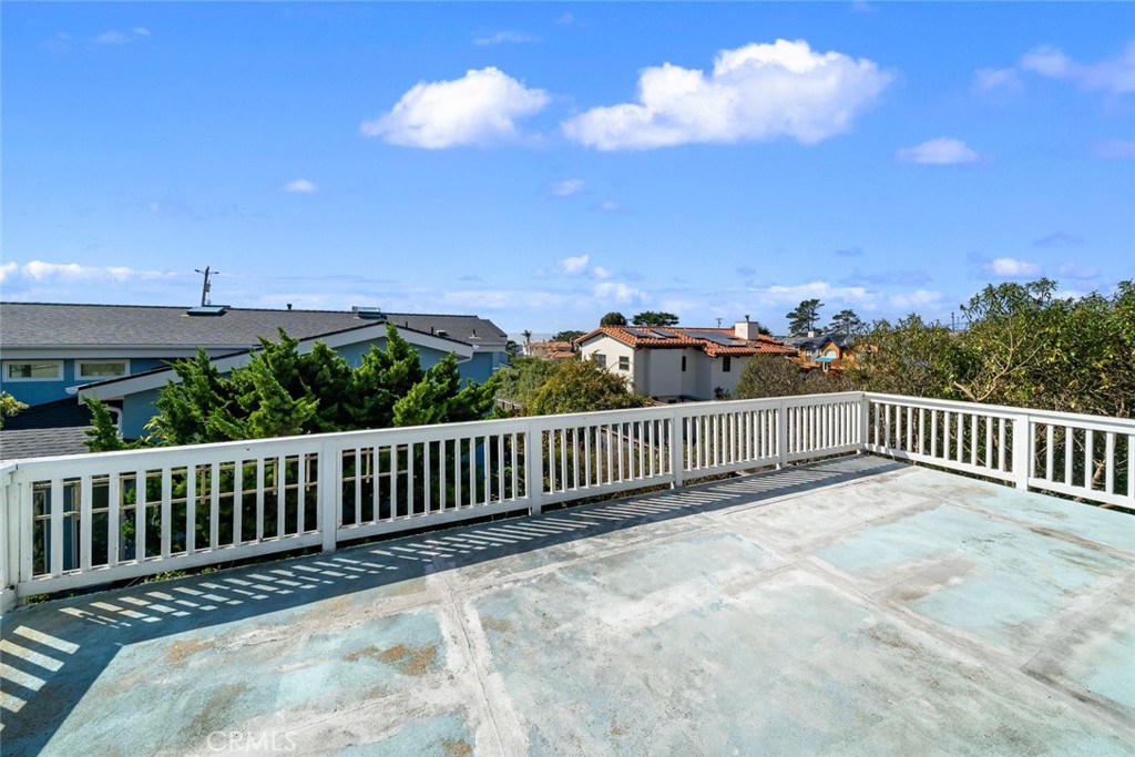 379 Harvey Street, Cambria, CA 93428