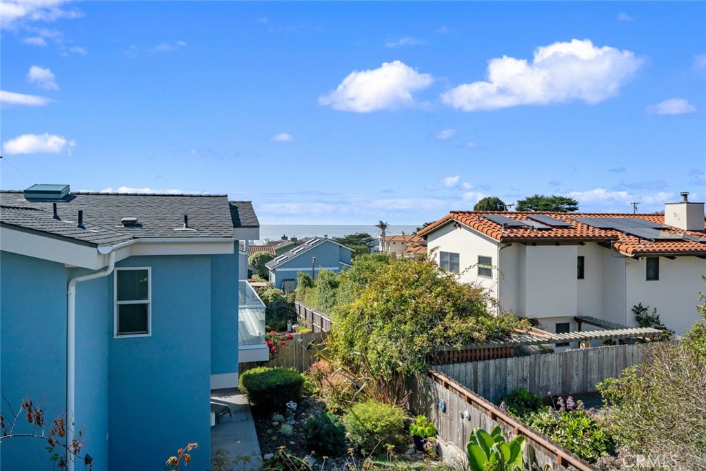 379 Harvey Street, Cambria, CA 93428