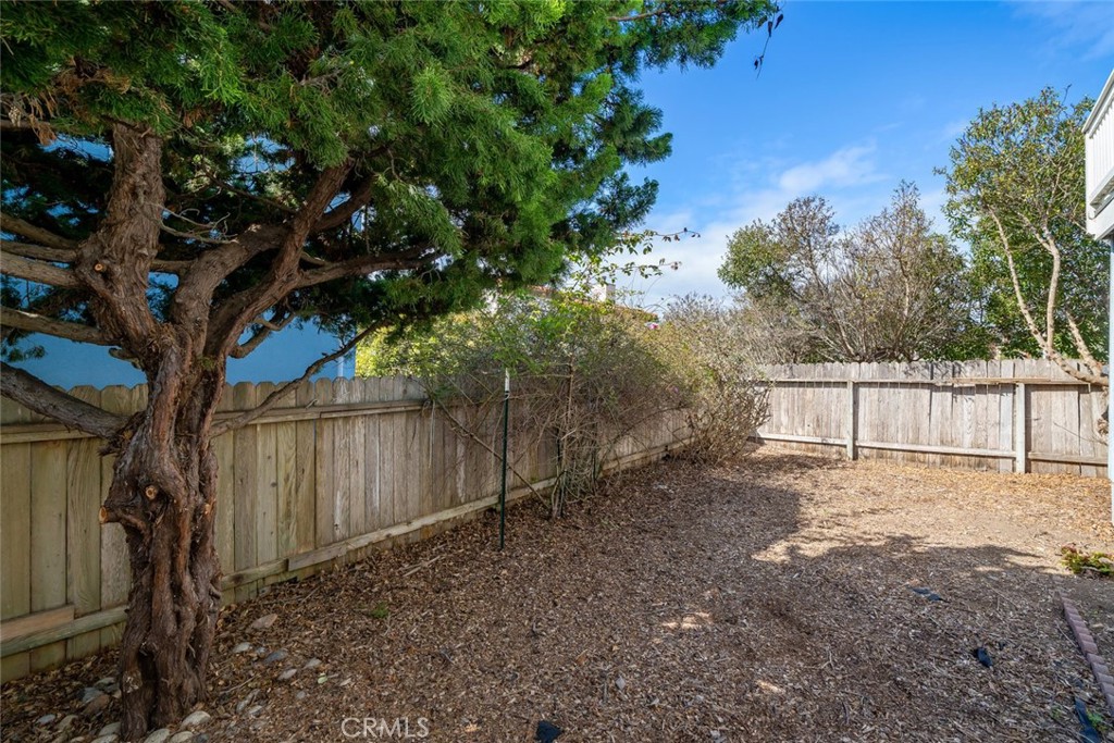 379 Harvey Street, Cambria, CA 93428