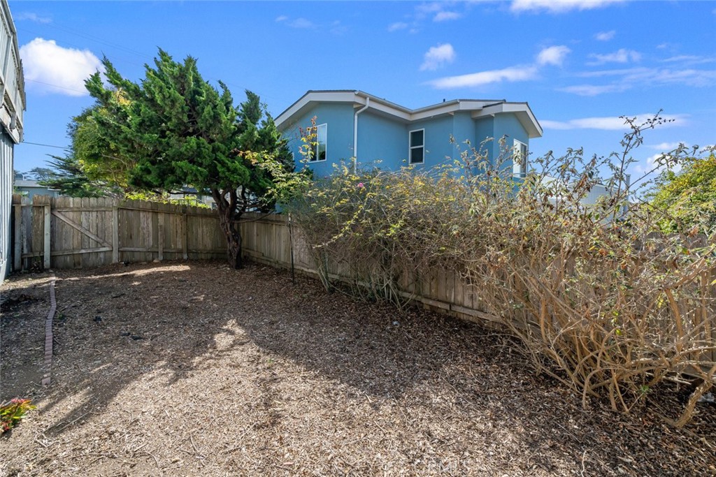 379 Harvey Street, Cambria, CA 93428