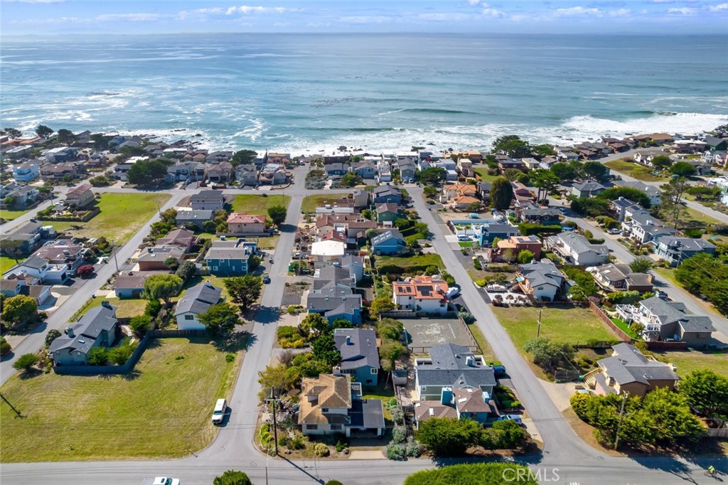 379 Harvey Street, Cambria, CA 93428