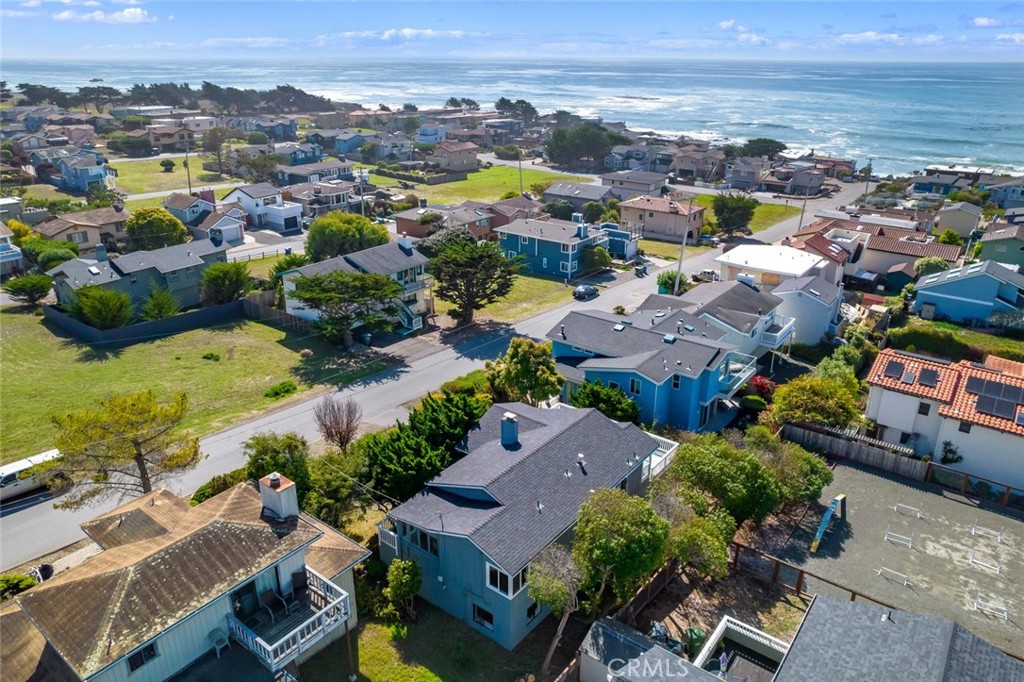 379 Harvey Street, Cambria, CA 93428