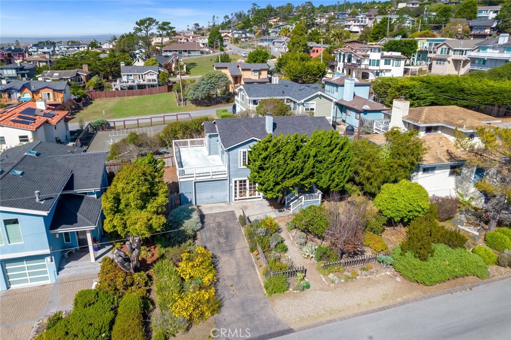 379 Harvey Street, Cambria, CA 93428