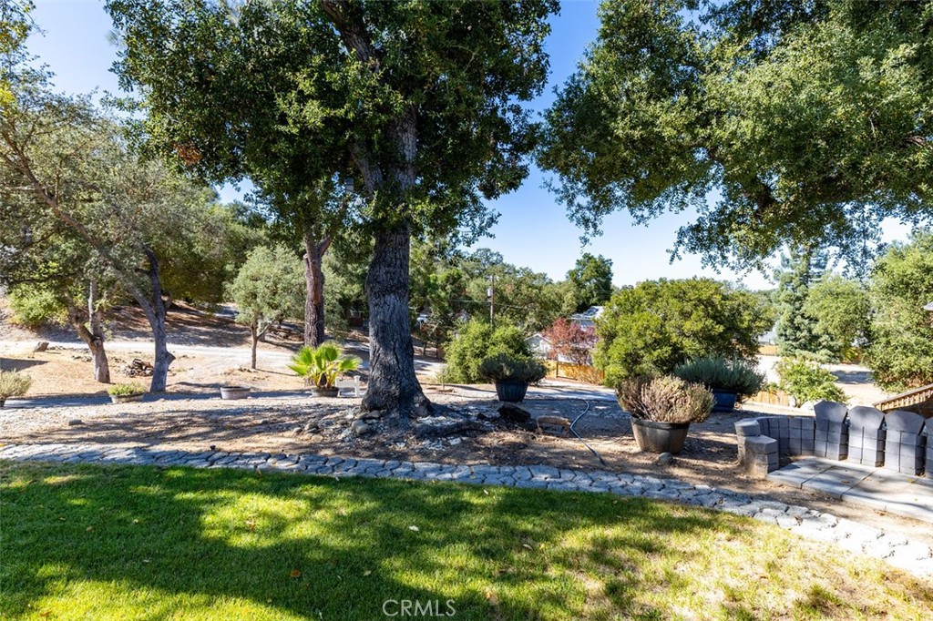 8070 Coromar Ave, Atascadero, CA 93422