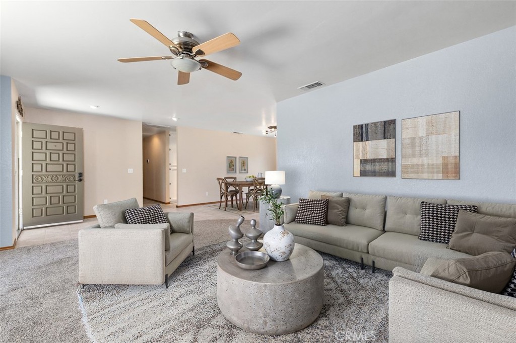 8070 Coromar Ave, Atascadero, CA 93422