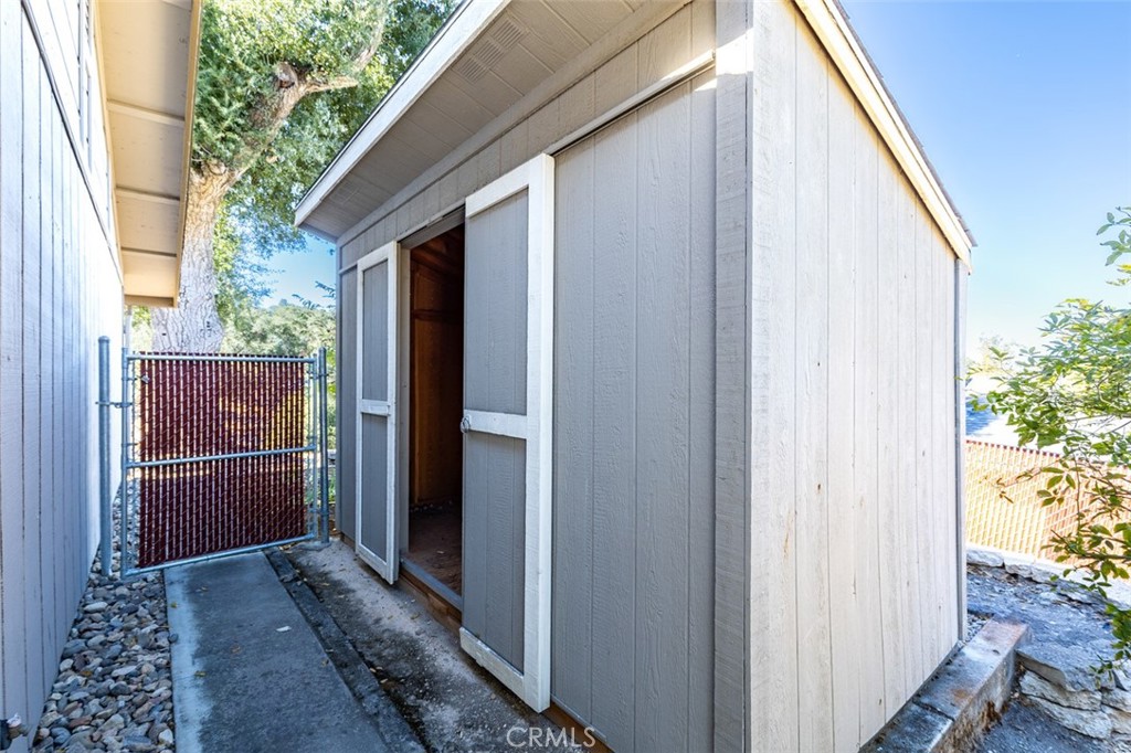 8070 Coromar Ave, Atascadero, CA 93422