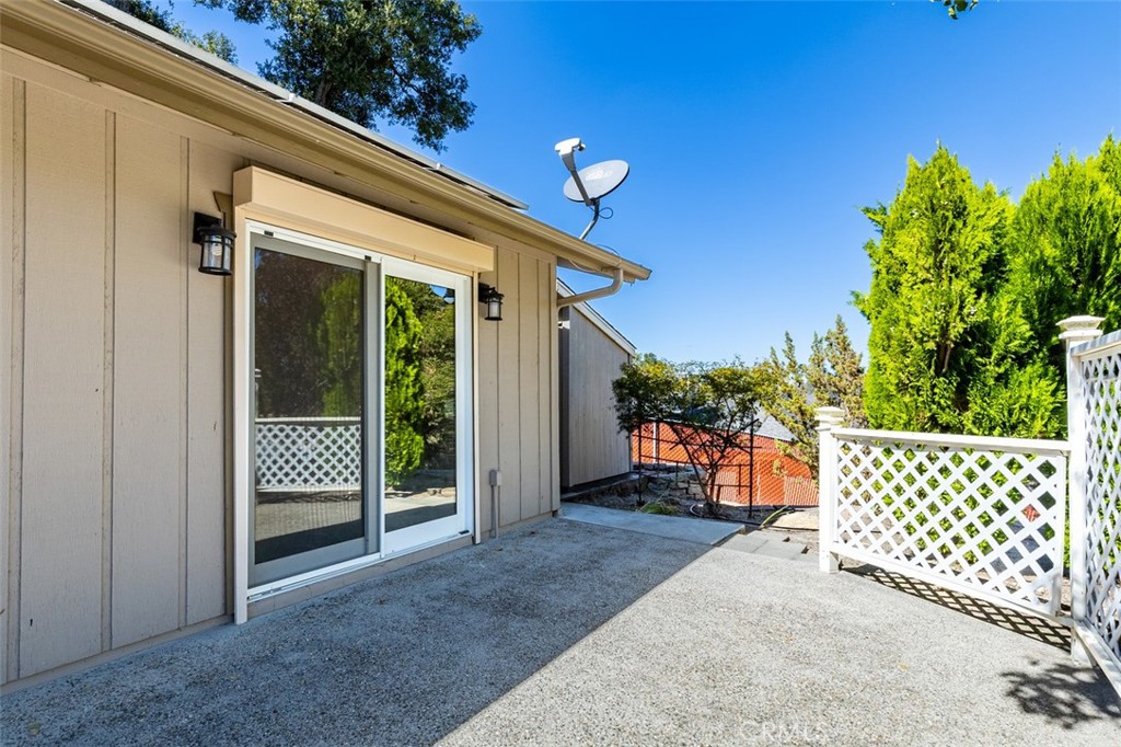 8070 Coromar Ave, Atascadero, CA 93422