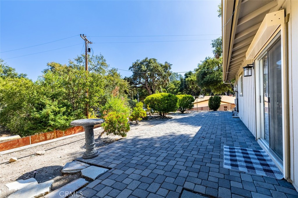 8070 Coromar Ave, Atascadero, CA 93422