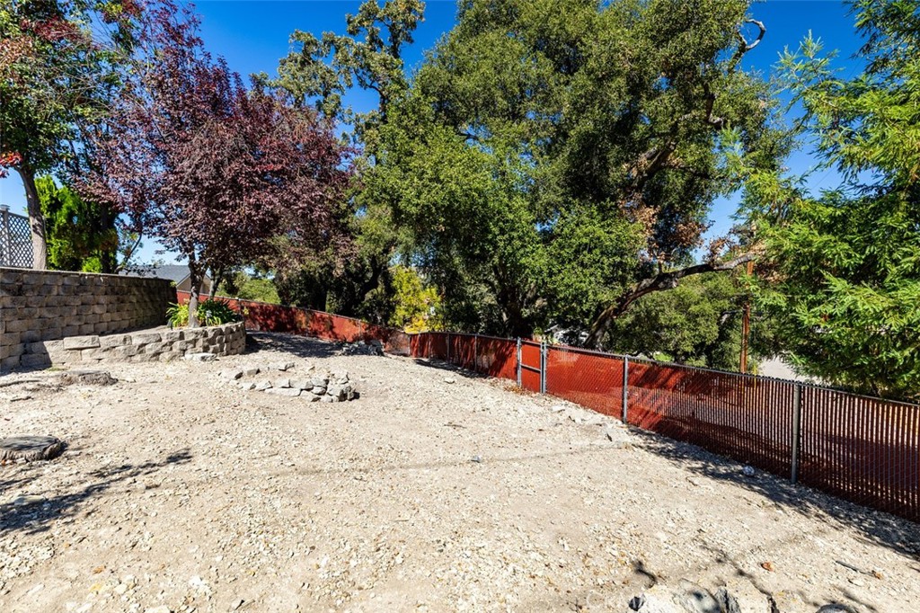 8070 Coromar Ave, Atascadero, CA 93422