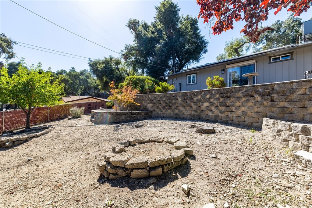 8070 Coromar Ave, Atascadero, CA 93422