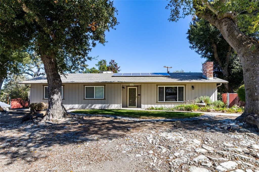 8070 Coromar Ave, Atascadero, CA 93422