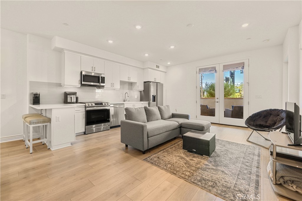 915 Madonna Rd #102, San Luis Obispo, CA 93405