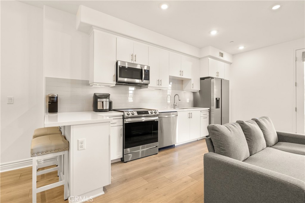 915 Madonna Rd #102, San Luis Obispo, CA 93405