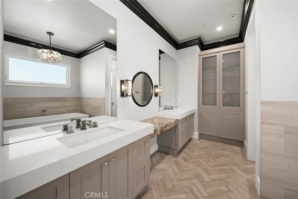 2207 San Luis Dr, San Luis Obispo, CA 93401