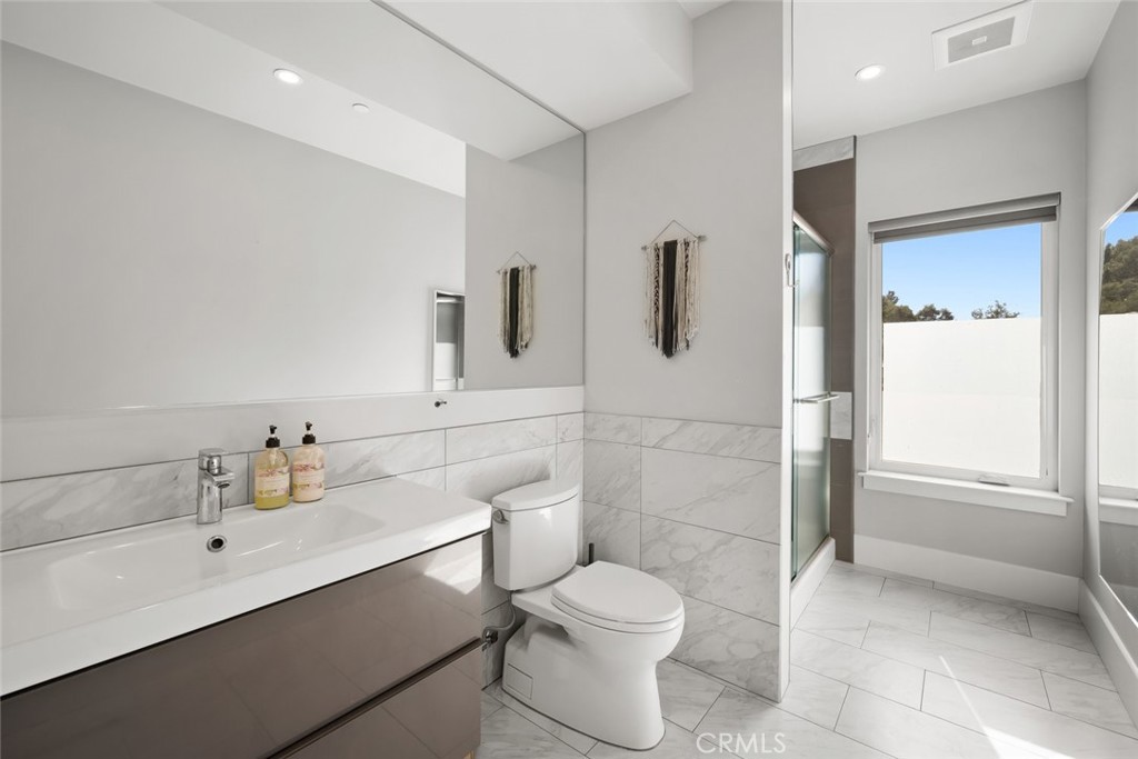 2207 San Luis Dr, San Luis Obispo, CA 93401