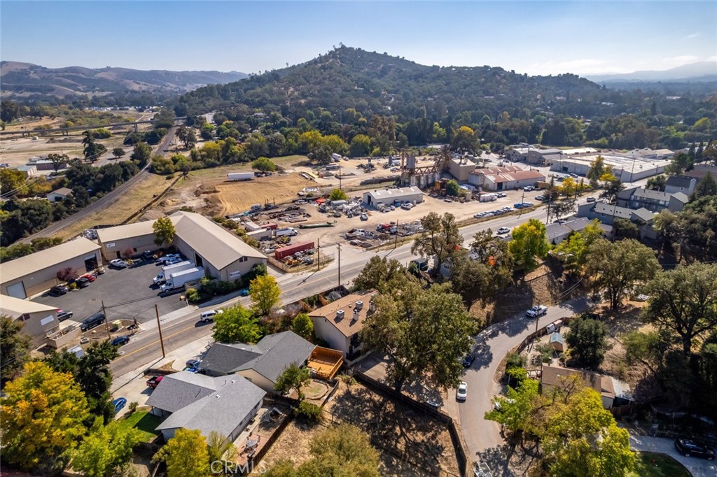 5085 Alamo Avenue, Atascadero, CA 93422