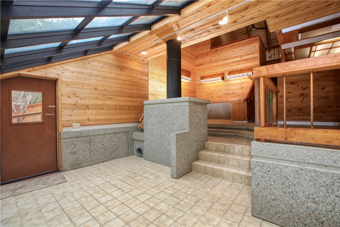 1021 Hillcrest, Cambria, CA 93428