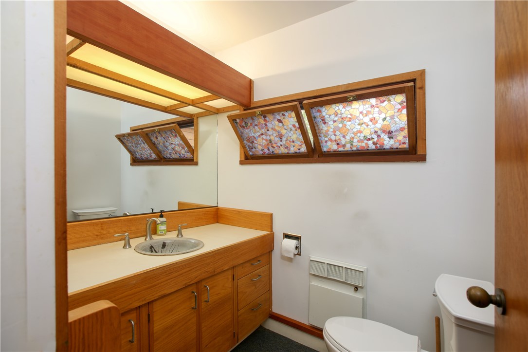 1021 Hillcrest, Cambria, CA 93428