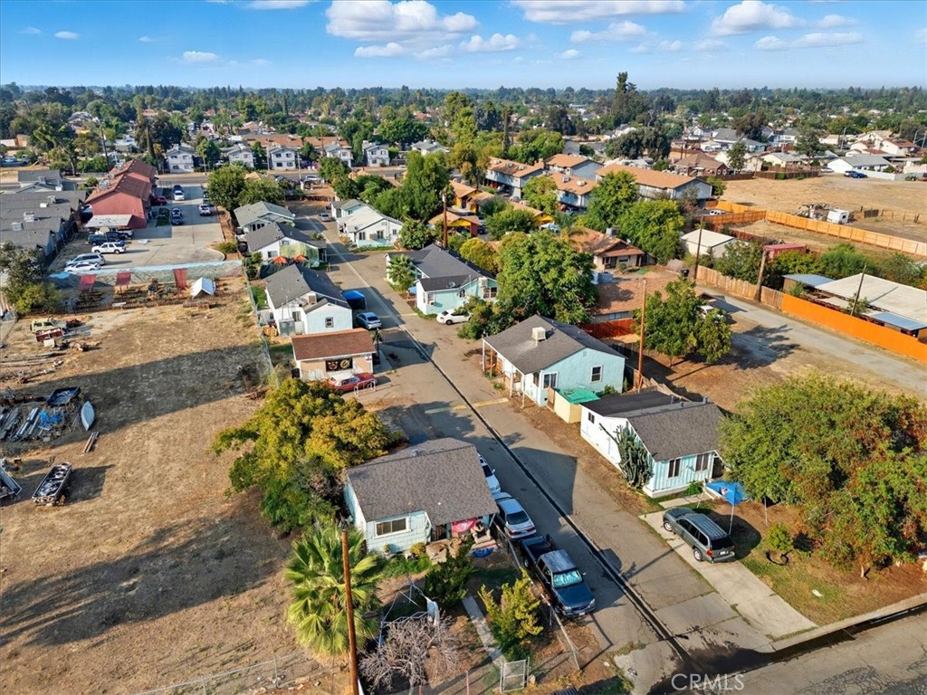 636 E Roosevelt, Visalia, CA 93292