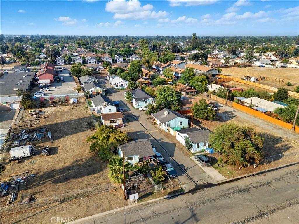 636 E Roosevelt, Visalia, CA 93292