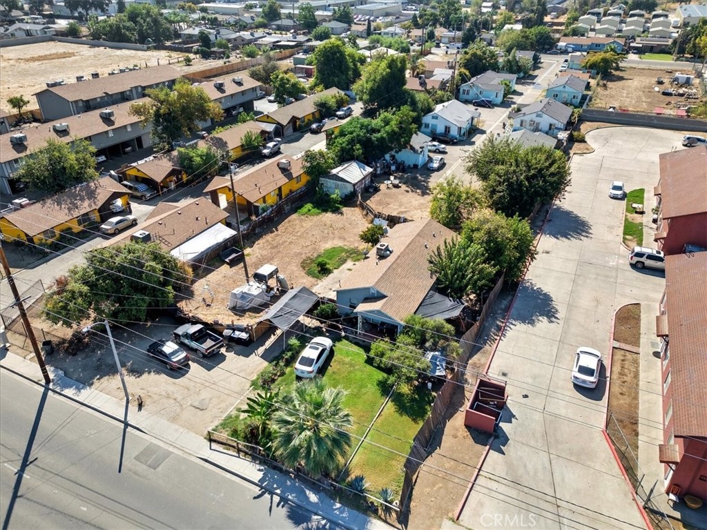 636 E Roosevelt, Visalia, CA 93292