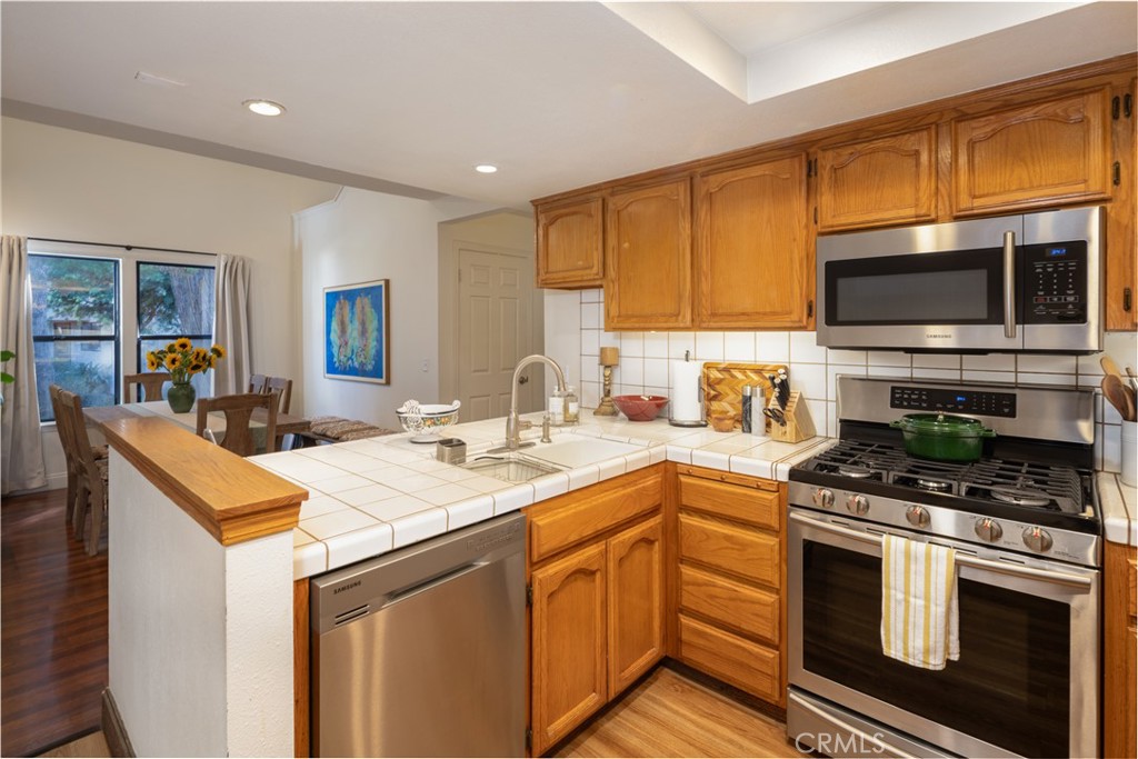 3259 Via Ensenada, San Luis Obispo, CA 93401