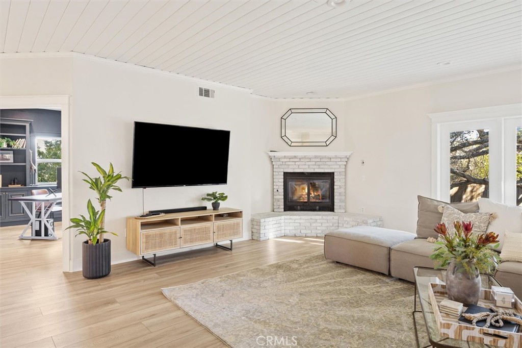 190 Country Club, San Luis Obispo, CA 93401