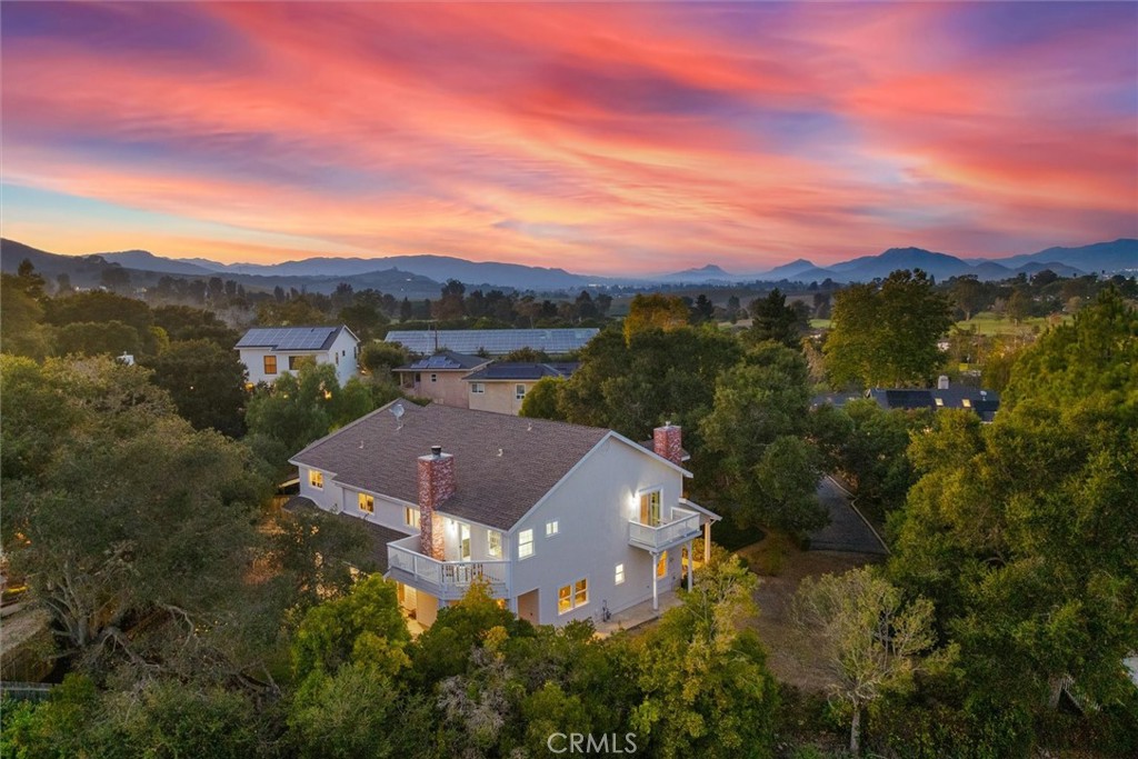 190 Country Club, San Luis Obispo, CA 93401