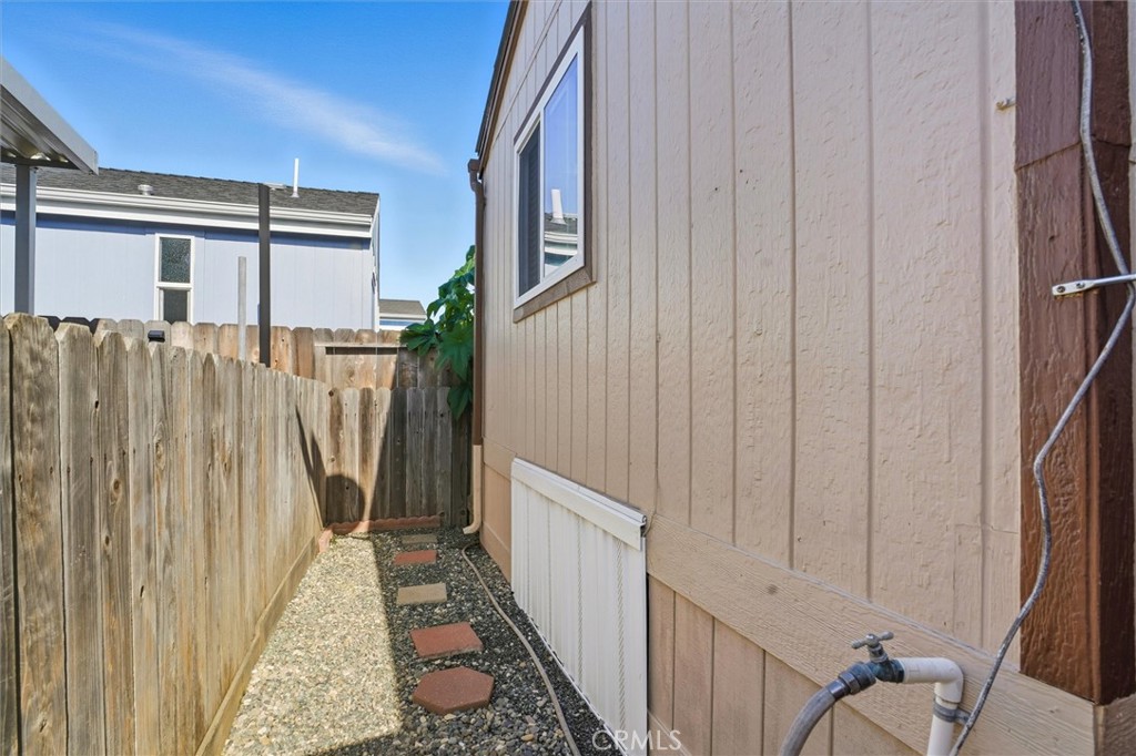 500 Atascadero Rd #D8, Morro Bay, CA 93442