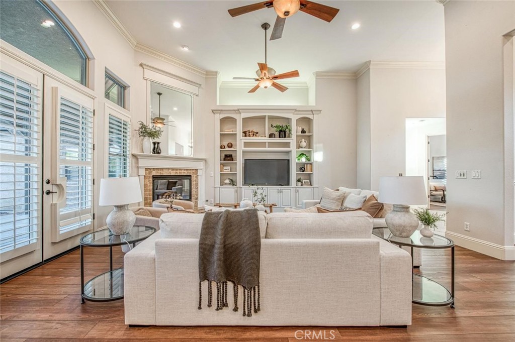 1867 N Rector, Fresno, CA 93619