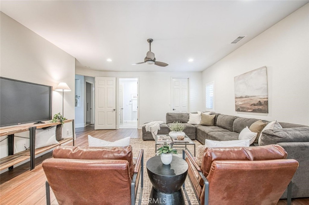 1867 N Rector, Fresno, CA 93619
