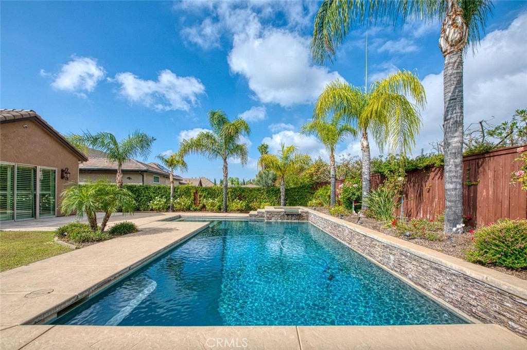 1867 N Rector, Fresno, CA 93619