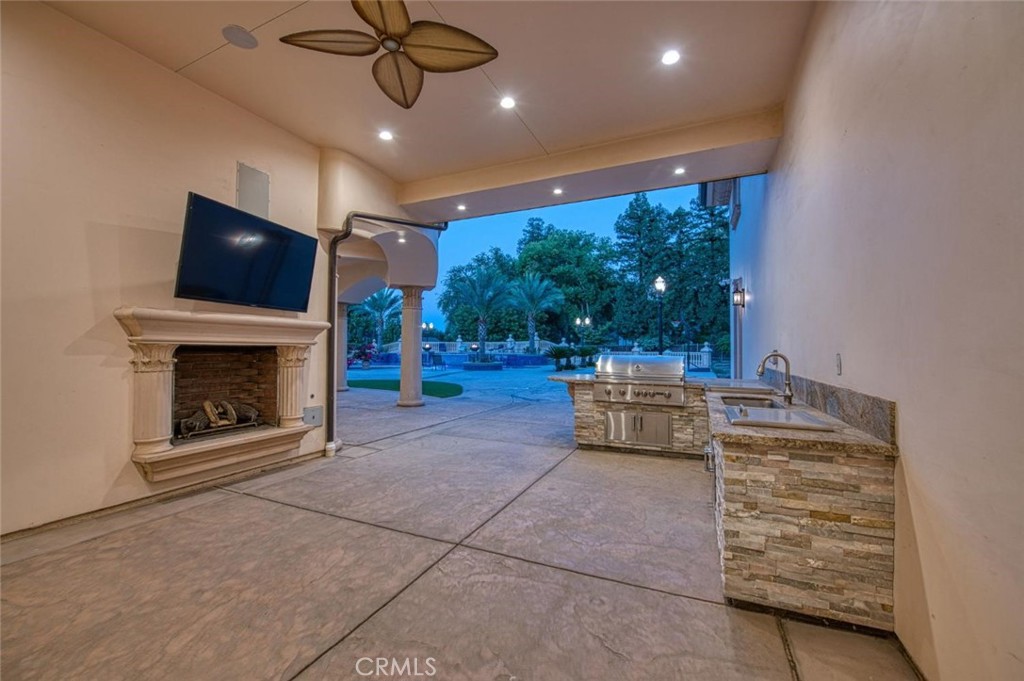 6060 N Van Ness, Fresno, CA 93711