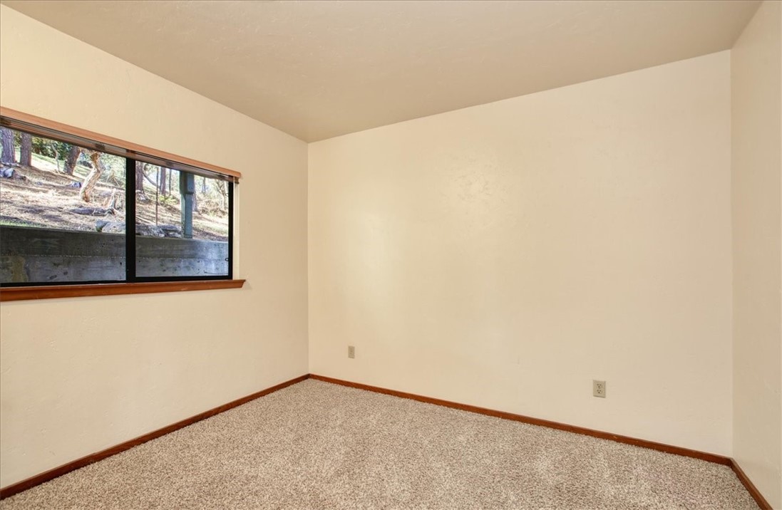 2550 Emerson Rd, Cambria, CA 93428