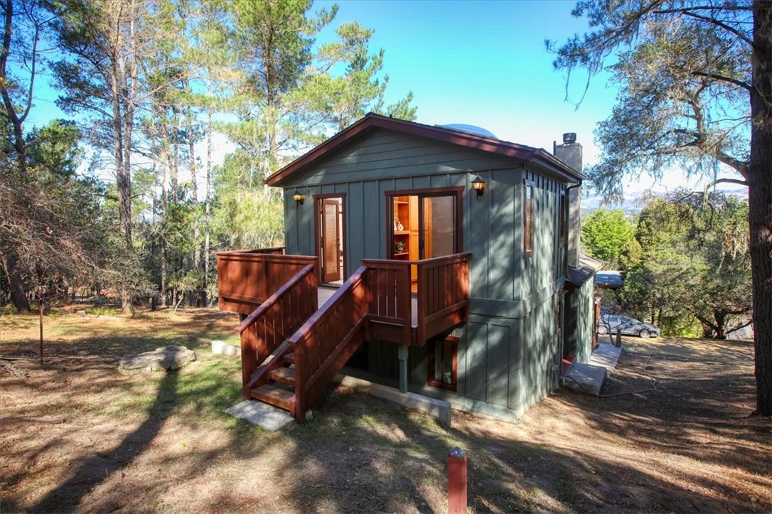 2550 Emerson Rd, Cambria, CA 93428