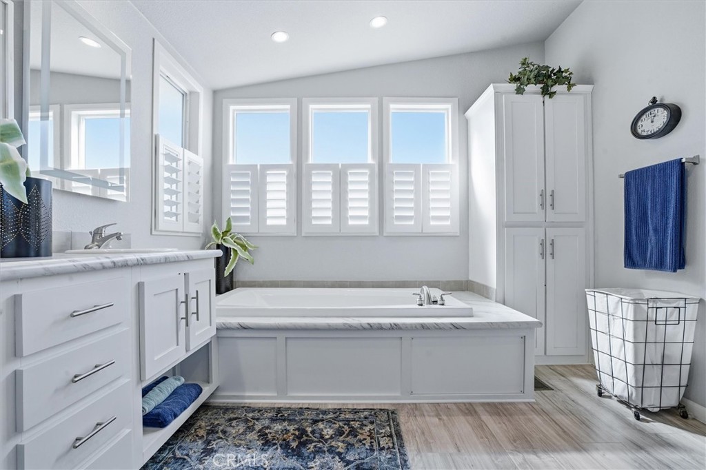 500 Atascadero Rd SPC F1, Morro Bay, CA 93442